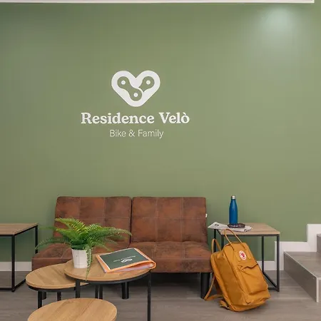 Velo - Bike & Family Aparthotel